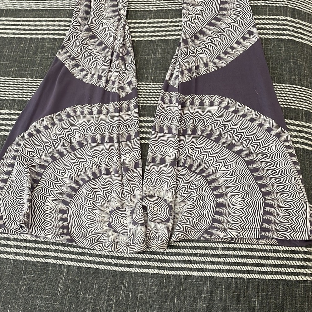 Bell bottoms - Picture 3 of 7
